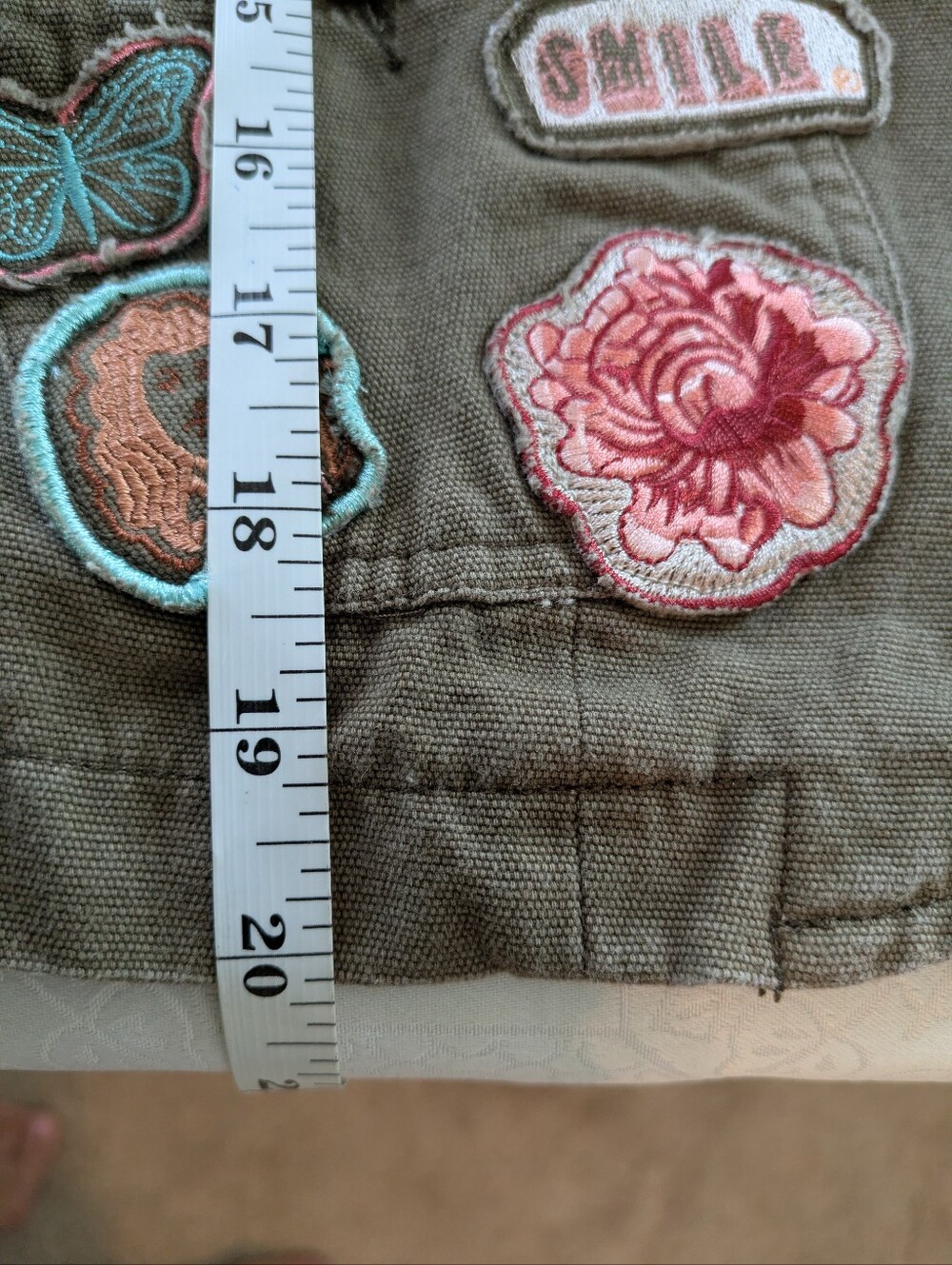 Vintage Khaki Jacket w/ Patches- 17" P2P - Picture 6 of 6